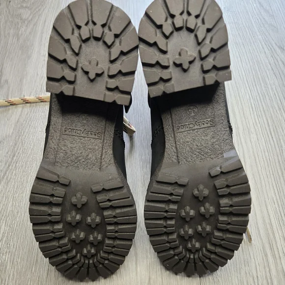 See by Cloe Eileen Leather and Suede Black Hiking Boots Size 4.5-5 EUC Gorpcore - Picture 9 of 13